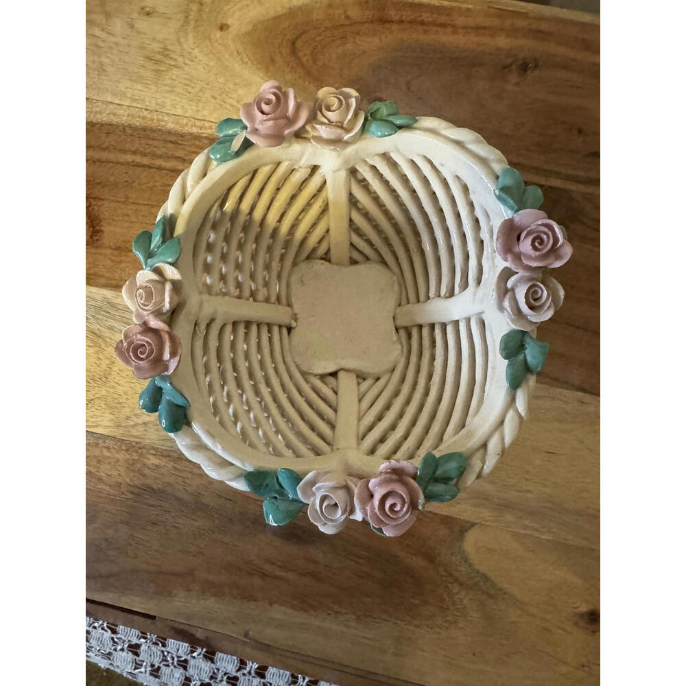 Vintage Italian Reticulated Porcelain Basket Italy Lattice Trinket‎ Dish